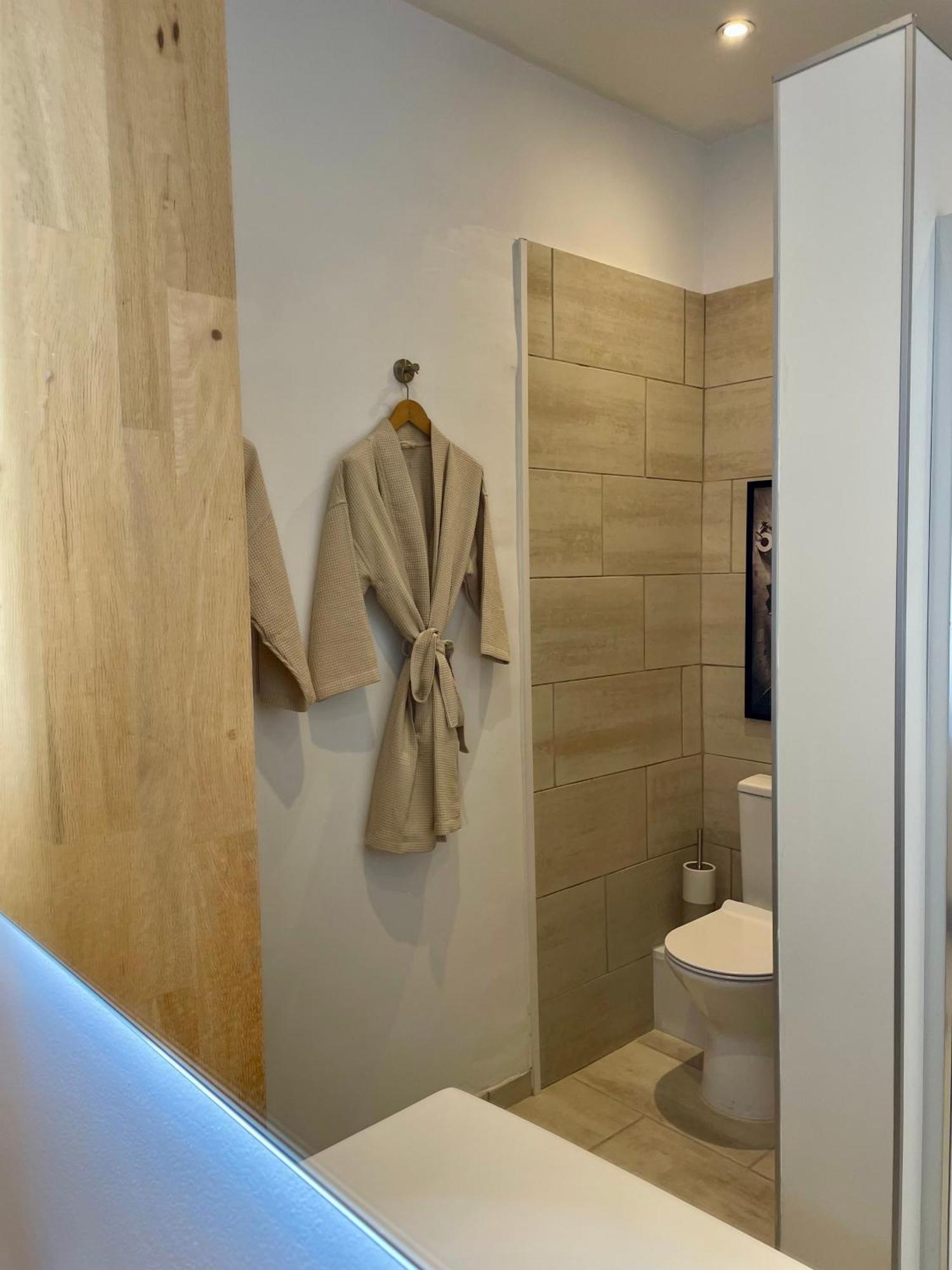 Le Castel Mosan Apartment Намюр Екстериор снимка