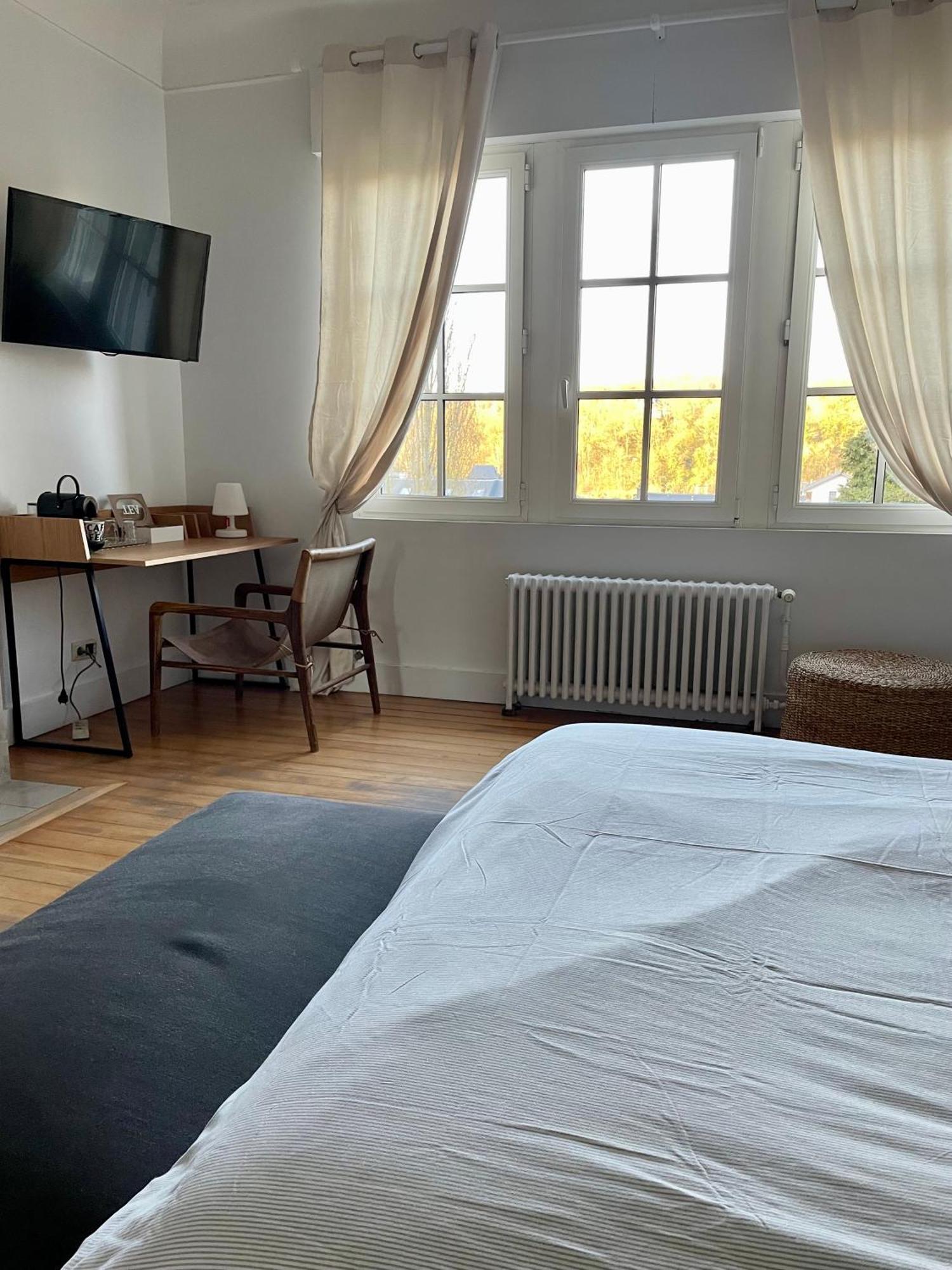 Le Castel Mosan Apartment Намюр Екстериор снимка
